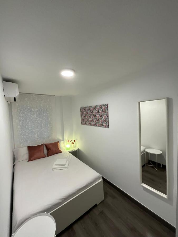 Heroe Apartamento Malaga Bagian luar foto